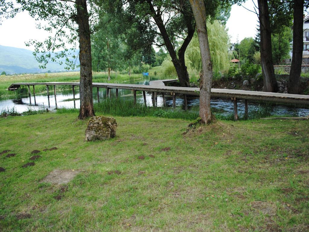 Hotel Gacka Otocac Bagian luar foto